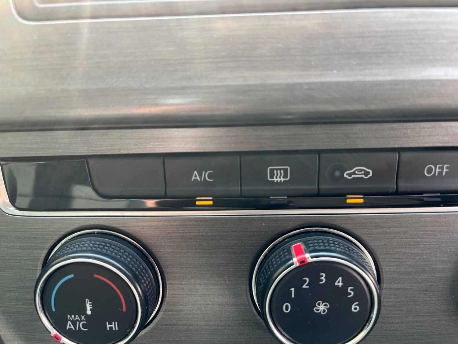 Used Volkswagen Golf 2014 for sale - 77901077: Photo 19