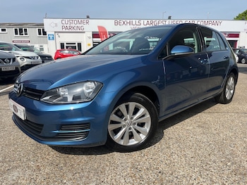 Used Volkswagen Golf 2014 for sale - 77901077: Photo