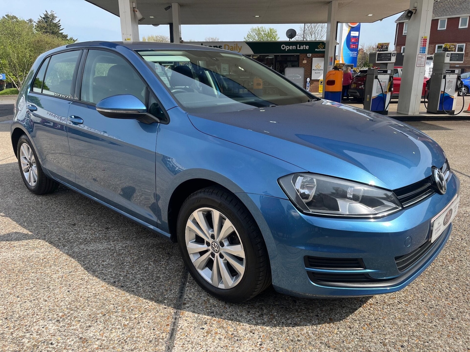 Used Volkswagen Golf 2014 for sale - 77901077: Photo 4