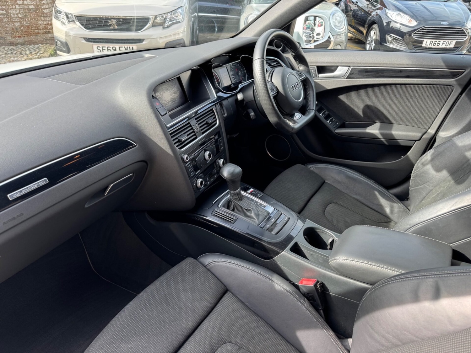 Used Audi A4 2013 for sale - 75778517: Photo 11