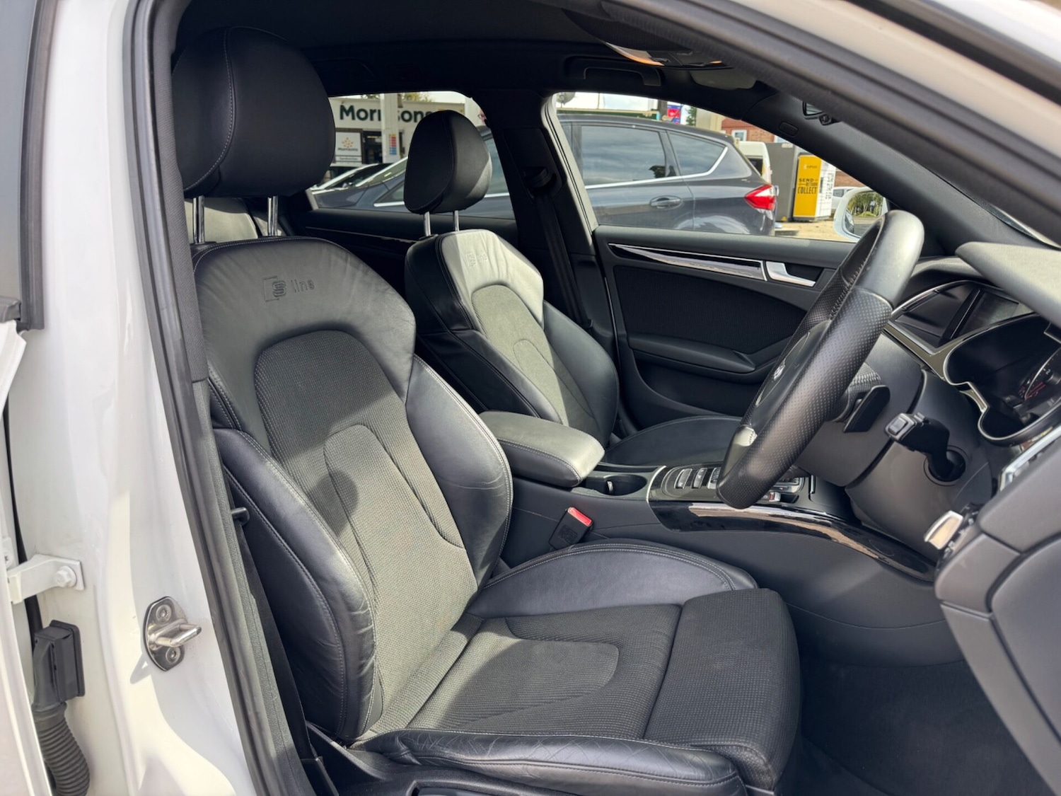 Used Audi A4 2013 for sale - 75778517: Photo 3