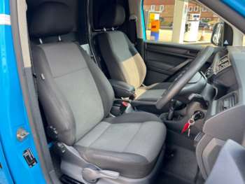 Used Volkswagen Caddy Maxi 2015 for sale - 74689851: Photo