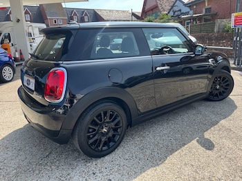 Used MINI Hatch 2018 for sale - 75426483: Photo