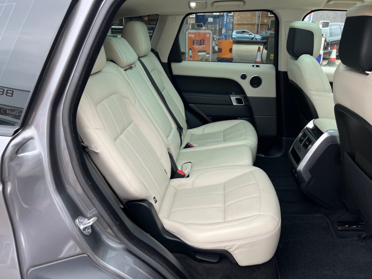 Used Land Rover Range Rover Sport 2018 for sale - 76535099: Photo 19