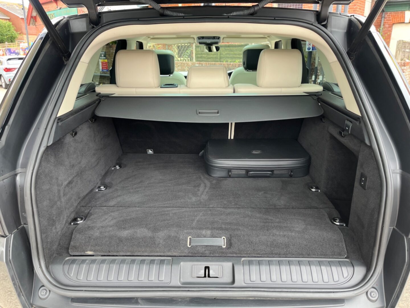 Used Land Rover Range Rover Sport 2018 for sale - 76535099: Photo 8