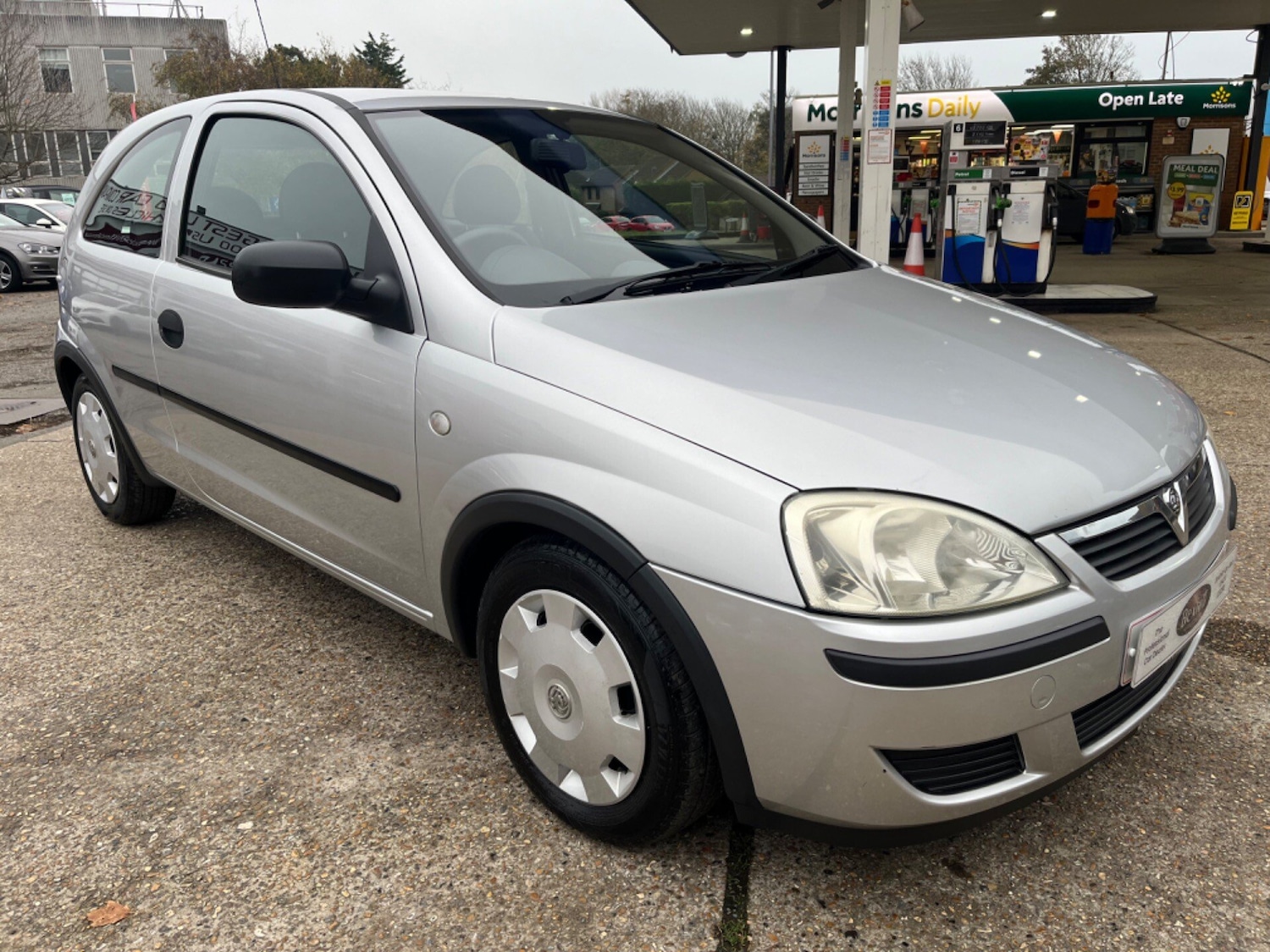 Used Vauxhall Corsa 2004 for sale - 76236477: Photo 4