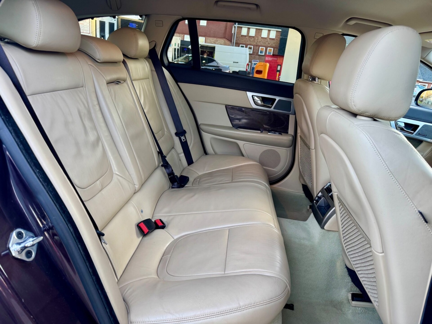 Used Jaguar XF 2014 for sale - 76631163: Photo 13