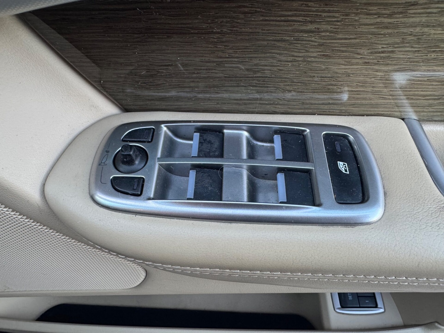 Used Jaguar XF 2014 for sale - 76631163: Photo 21