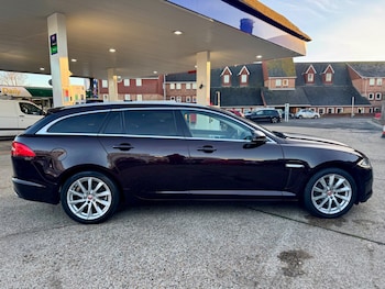 Used Jaguar XF 2014 for sale - 76631163: Photo