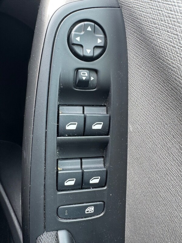 Used Citroen C4 2018 for sale - 75910269: Photo 20