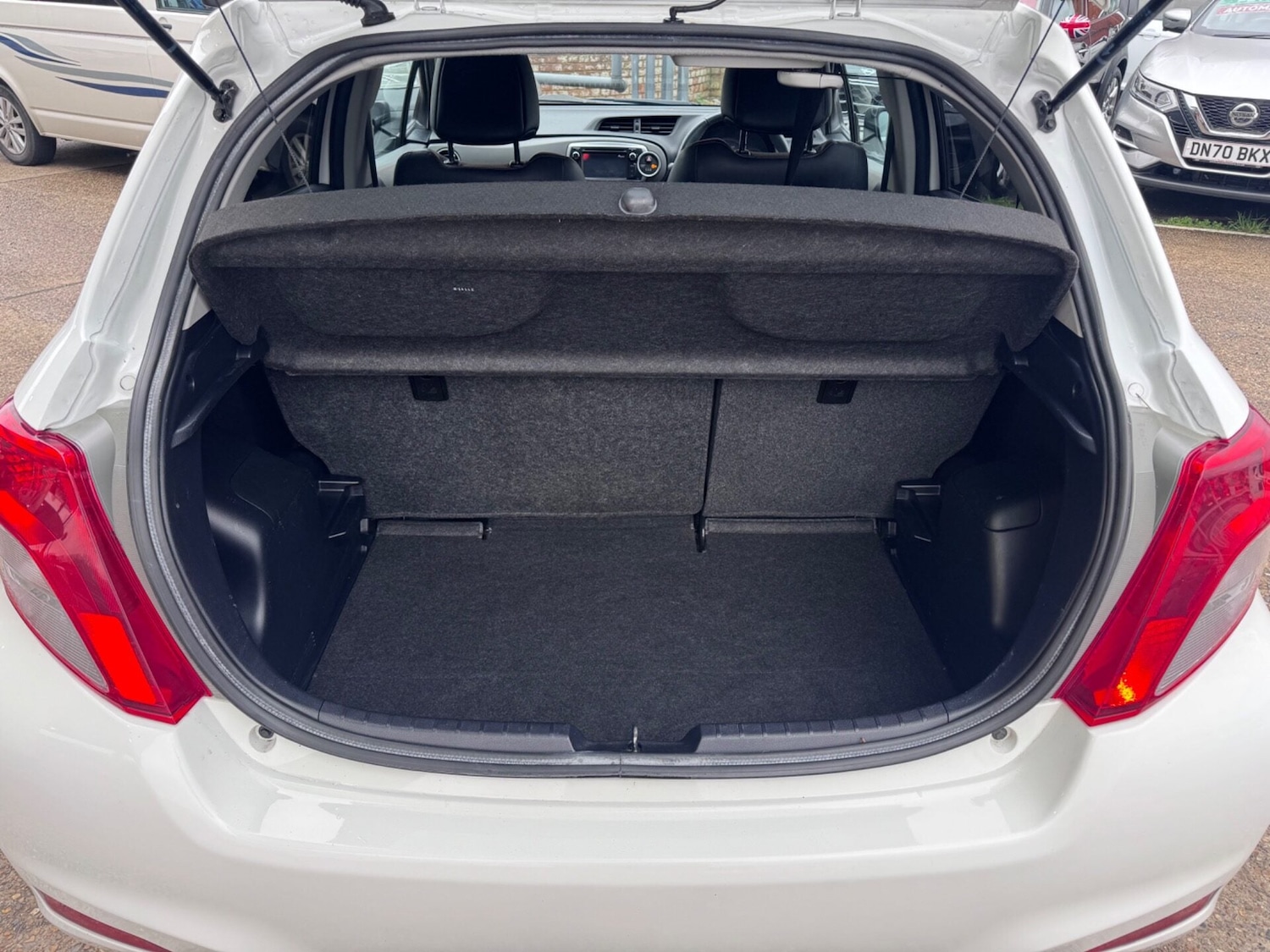 Used Toyota Yaris 2013 for sale - 77520449: Photo 10