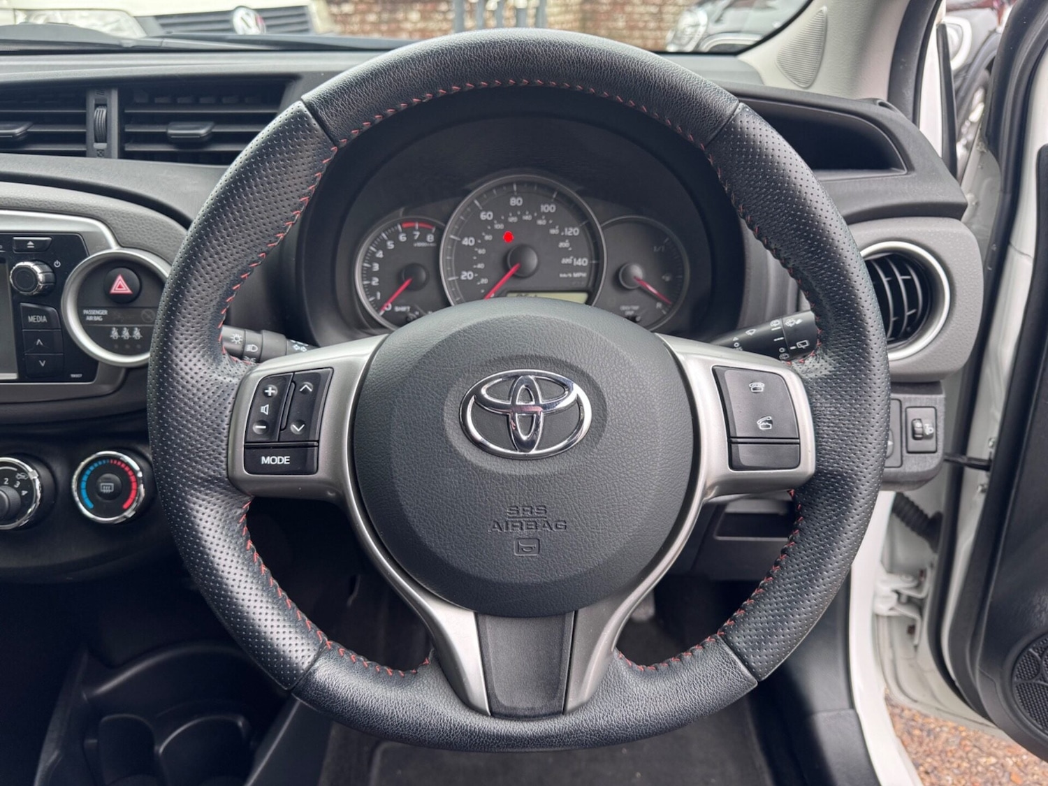 Used Toyota Yaris 2013 for sale - 77520449: Photo 13