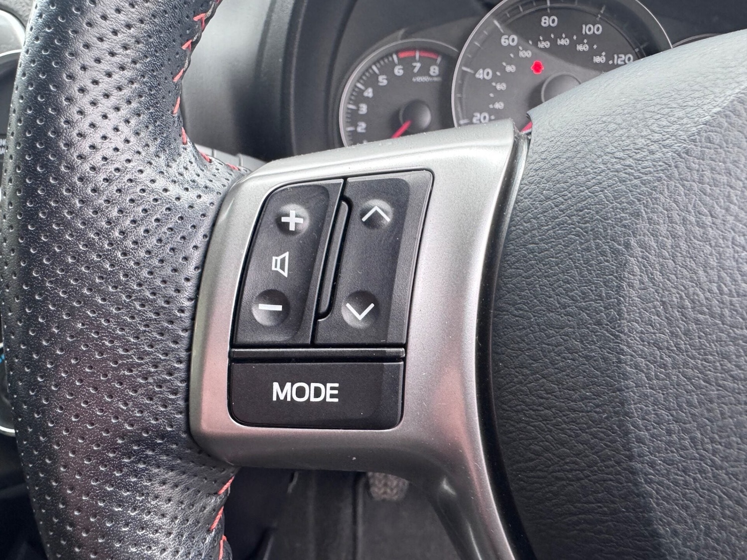 Used Toyota Yaris 2013 for sale - 77520449: Photo 14