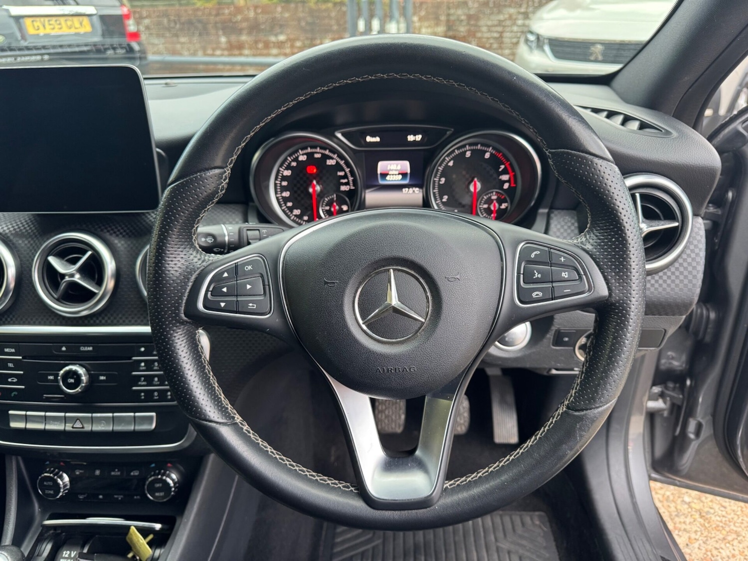 Used Mercedes-Benz A-Class 2018 for sale - 75987386: Photo 12