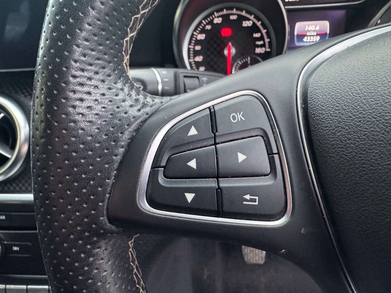 Used Mercedes-Benz A-Class 2018 for sale - 75987386: Photo 13