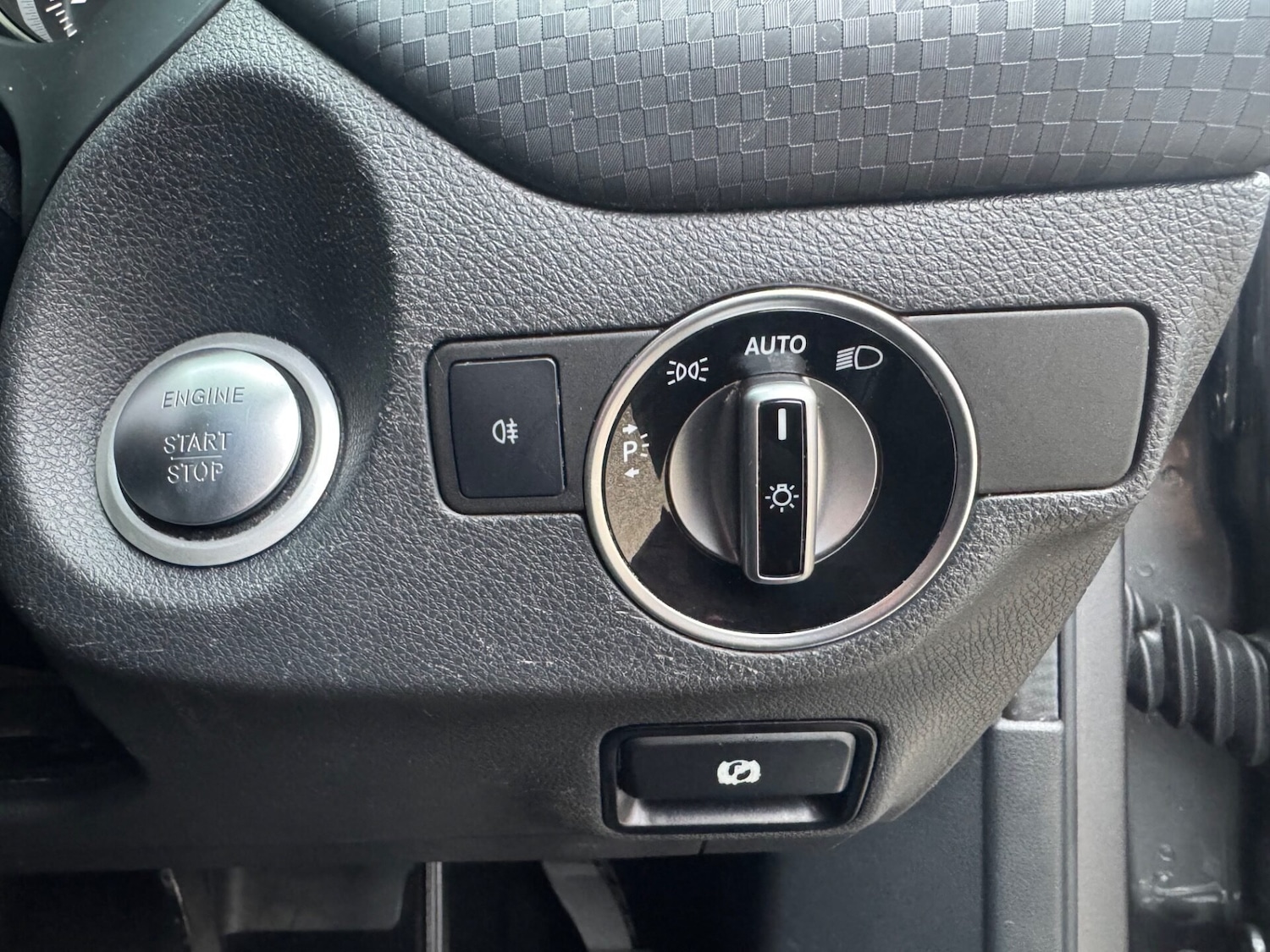 Used Mercedes-Benz A-Class 2018 for sale - 75987386: Photo 16