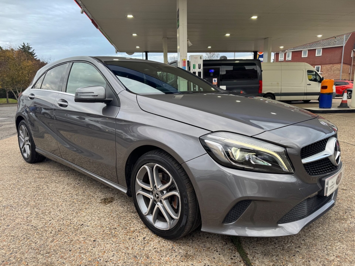 Used Mercedes-Benz A-Class 2018 for sale - 75987386: Photo 6