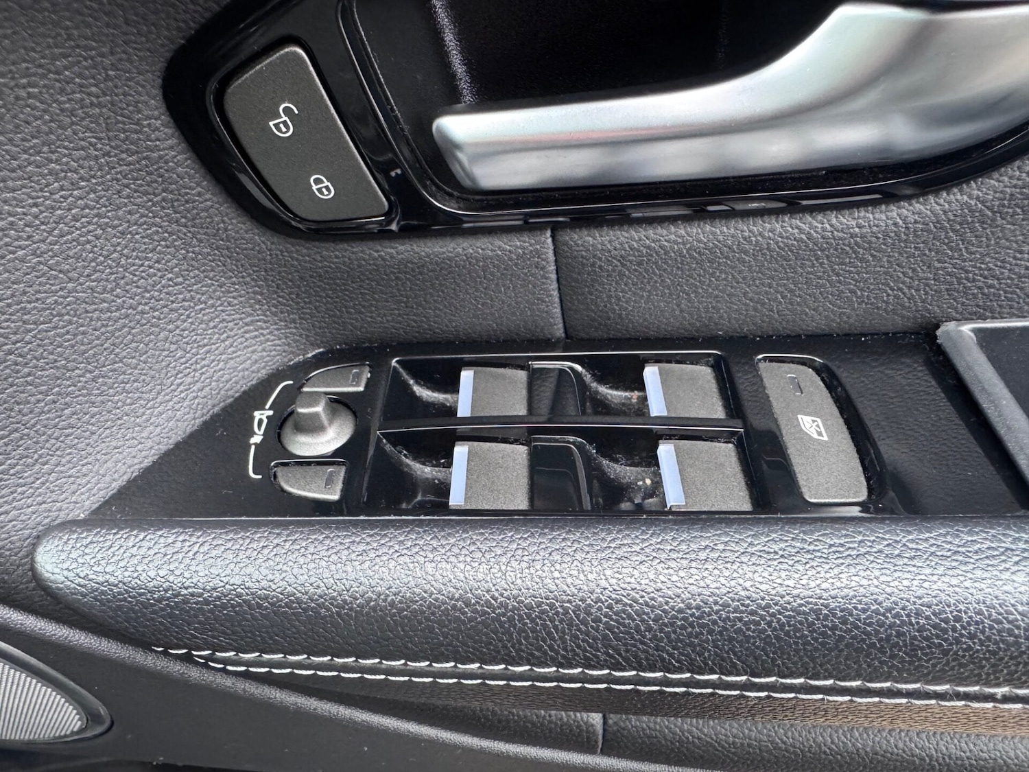 Used Land Rover Range Rover Evoque 2017 for sale - 77461306: Photo 16