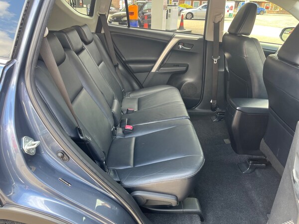 Used Toyota RAV4 2013 for sale - 75426288: Photo 8
