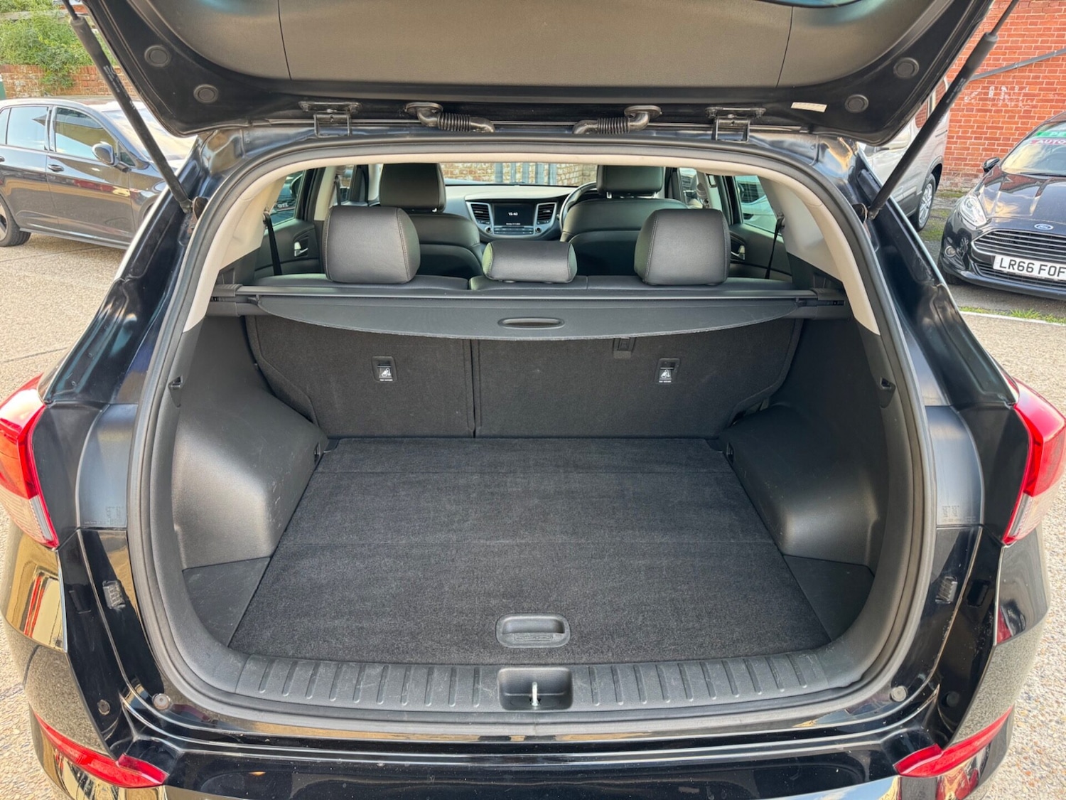 Used Hyundai TUCSON 2017 for sale - 76492274: Photo 10