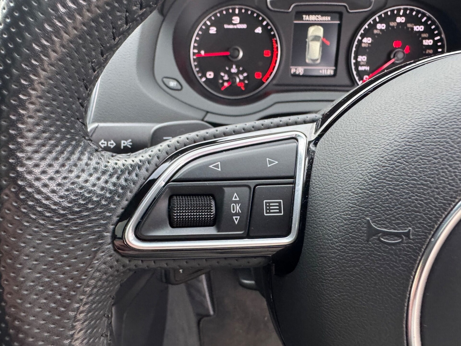 Used Audi Q3 2017 for sale - 76909342: Photo 15