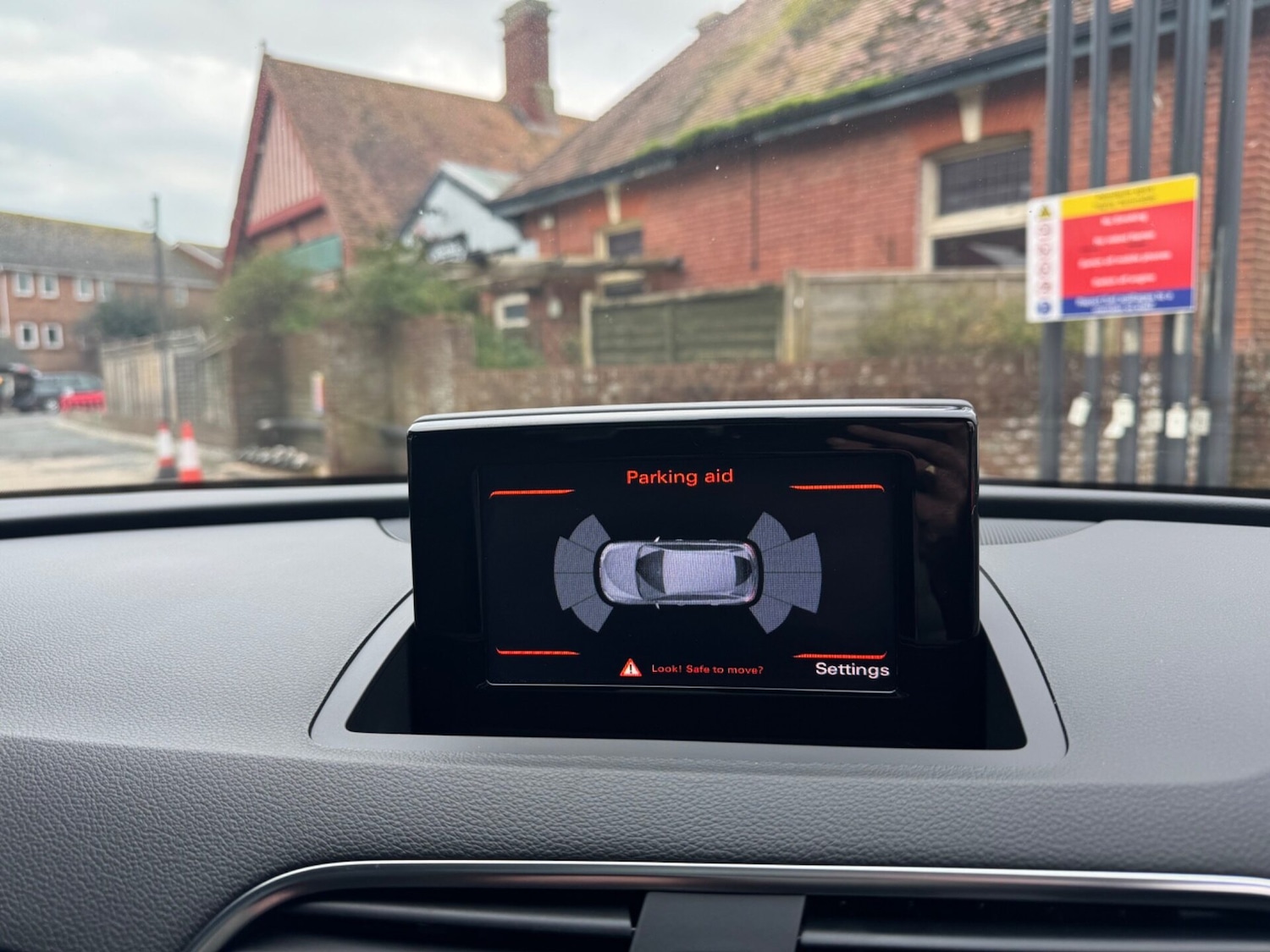 Used Audi Q3 2017 for sale - 76909342: Photo 24