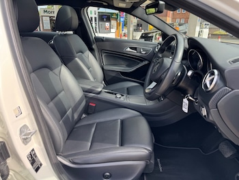 Used Mercedes-Benz A-Class 2017 for sale - 75426323: Photo