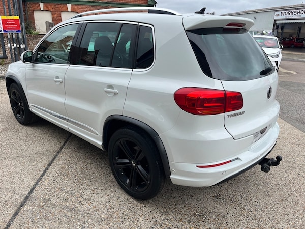 Used Volkswagen Tiguan 2015 for sale - 75426389: Photo 11