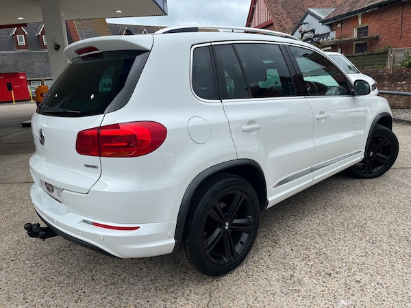 Used Volkswagen Tiguan 2015 for sale - 75426389: Photo 2