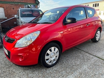 Hyundai - i20