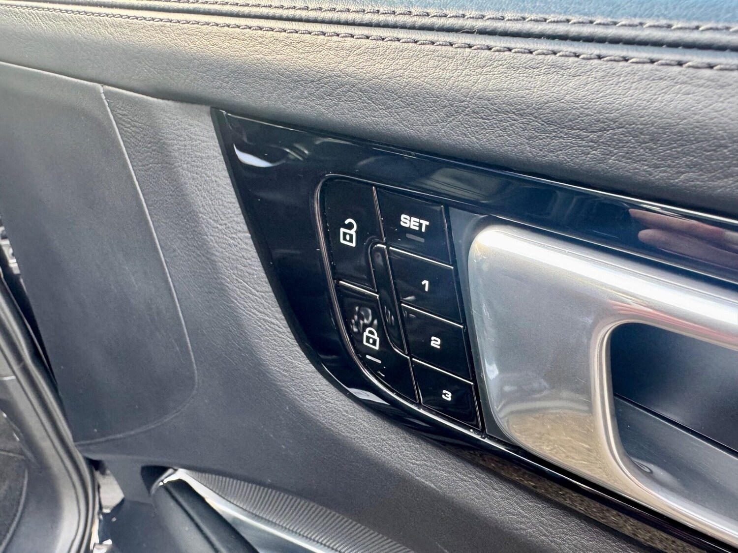 Used Porsche Cayenne 2019 for sale - 77368096: Photo 36