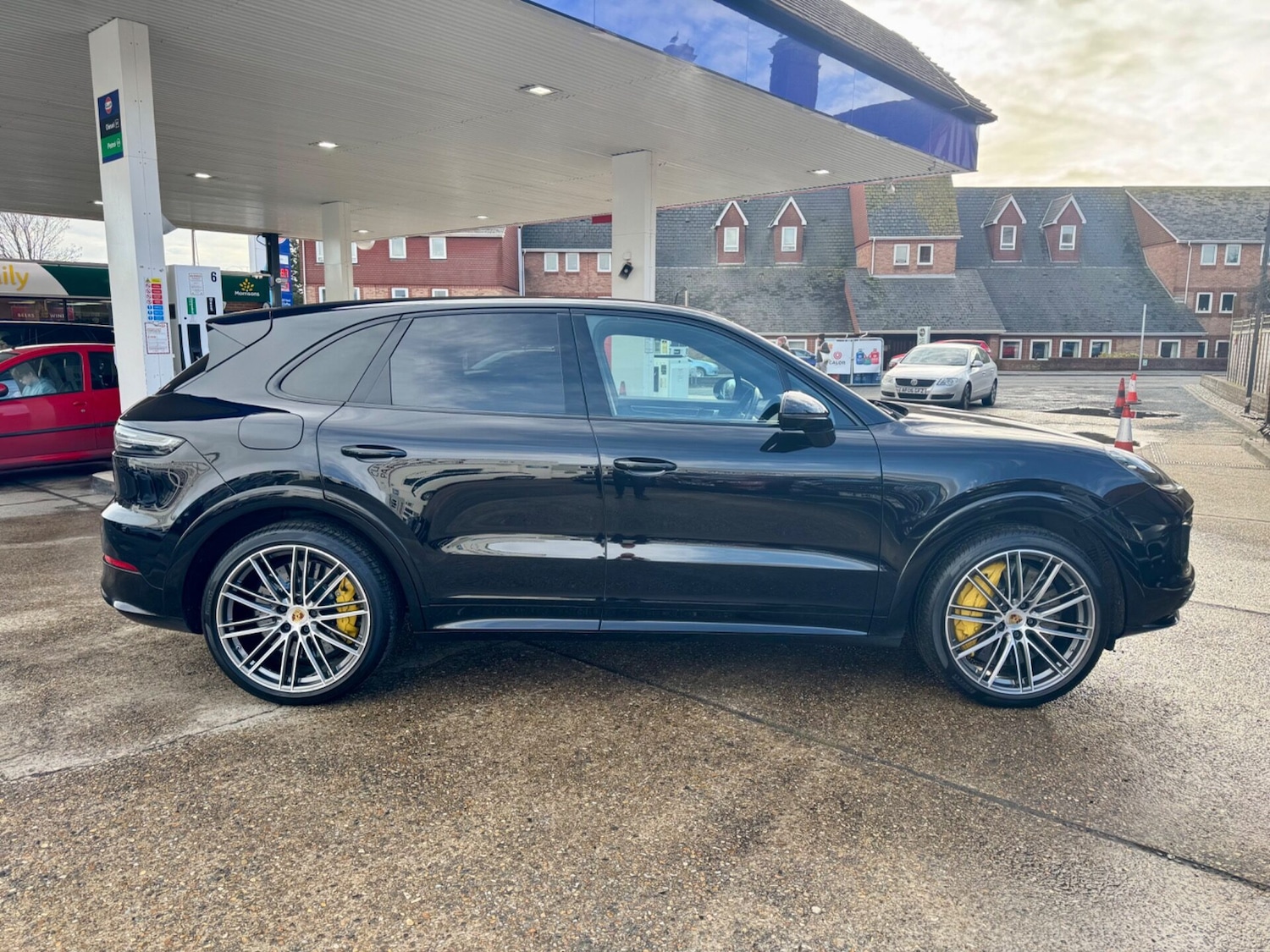 Used Porsche Cayenne 2019 for sale - 77368096: Photo 4