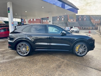 Used Porsche Cayenne 2019 for sale - 77368096: Photo