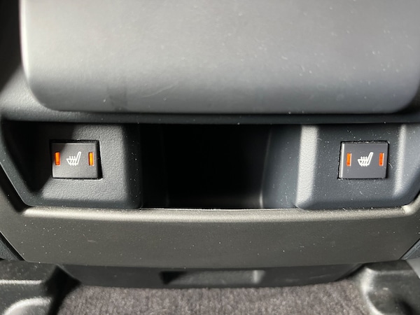 Used Land Rover Discovery 2016 for sale - 76097024: Photo 32