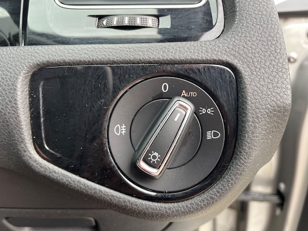 Used Volkswagen Golf 2017 for sale - 75461948: Photo 23