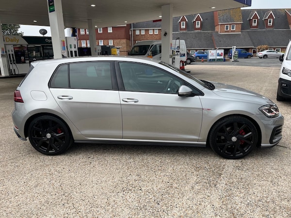 Used Volkswagen Golf 2017 for sale - 75461948: Photo 8
