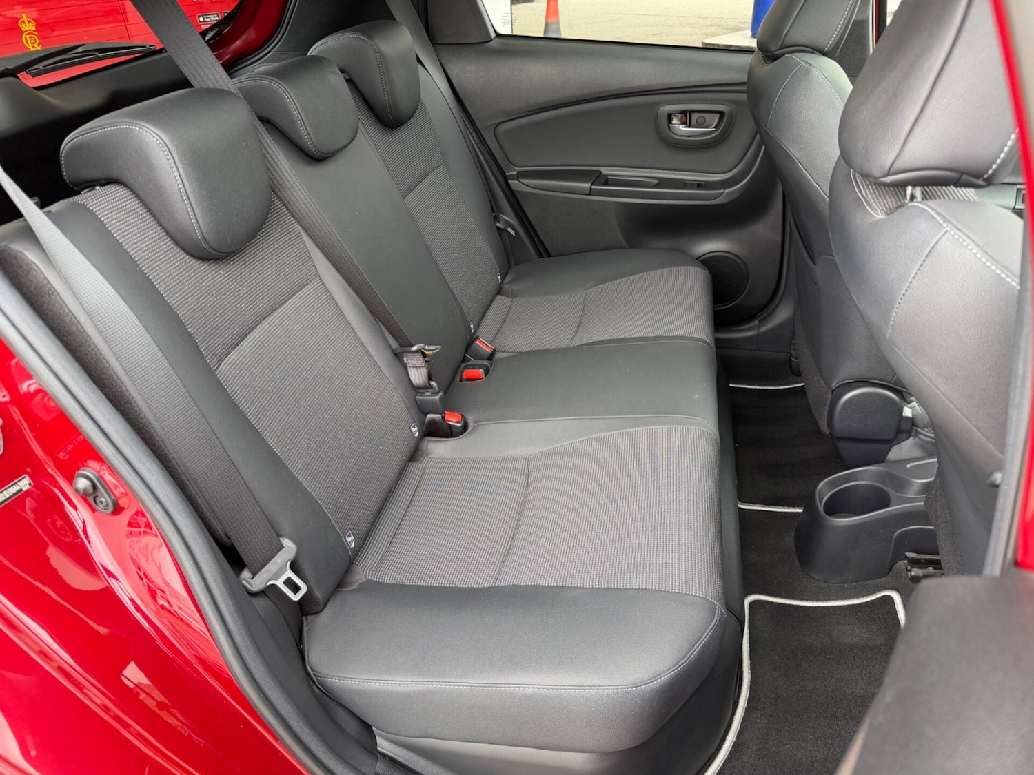 Used Toyota Yaris 2018 for sale - 78070116: Photo 3