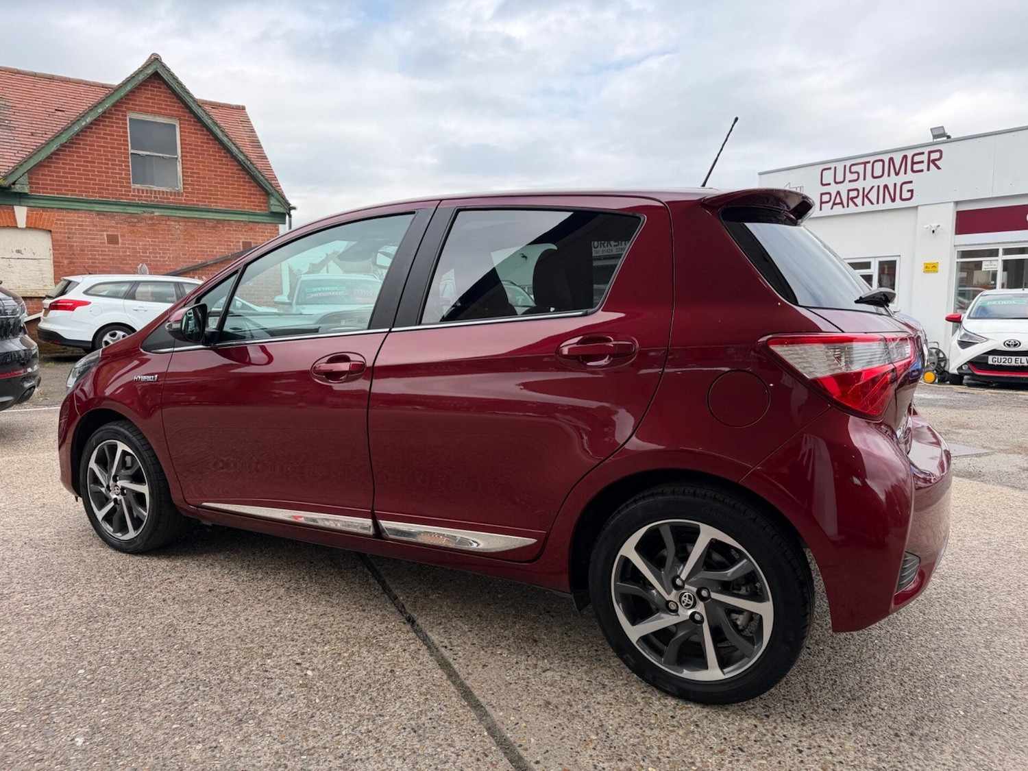 Used Toyota Yaris 2018 for sale - 78070116: Photo 6