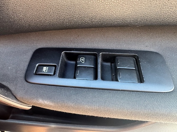 Used Nissan Qashqai 2011 for sale - 75425393: Photo 14
