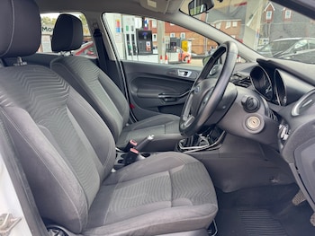 Used Ford Fiesta 2013 for sale - 75804224: Photo