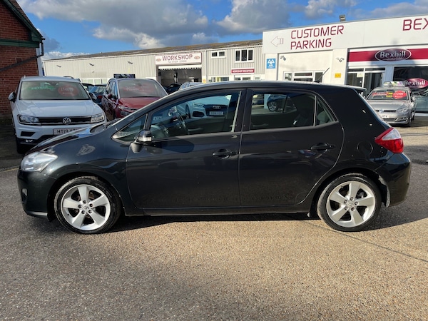 Used Toyota Auris 2011 for sale - 74205489: Photo 8