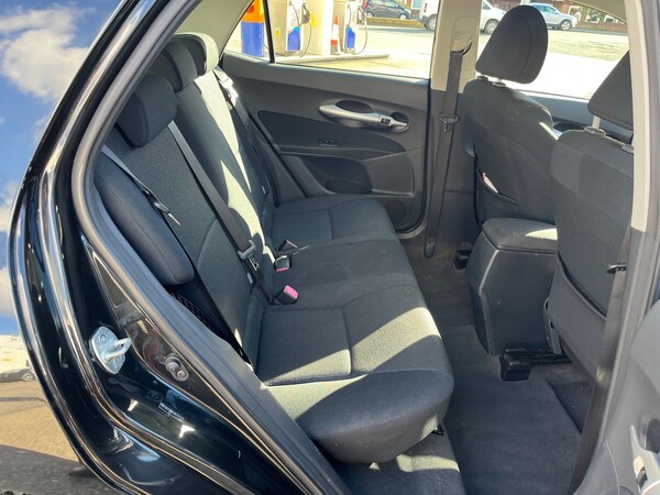 Used Toyota Auris 2011 for sale - 74205489: Photo 9