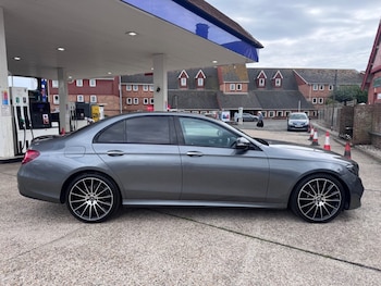 Used Mercedes-Benz E Class 2017 for sale - 78840471: Photo