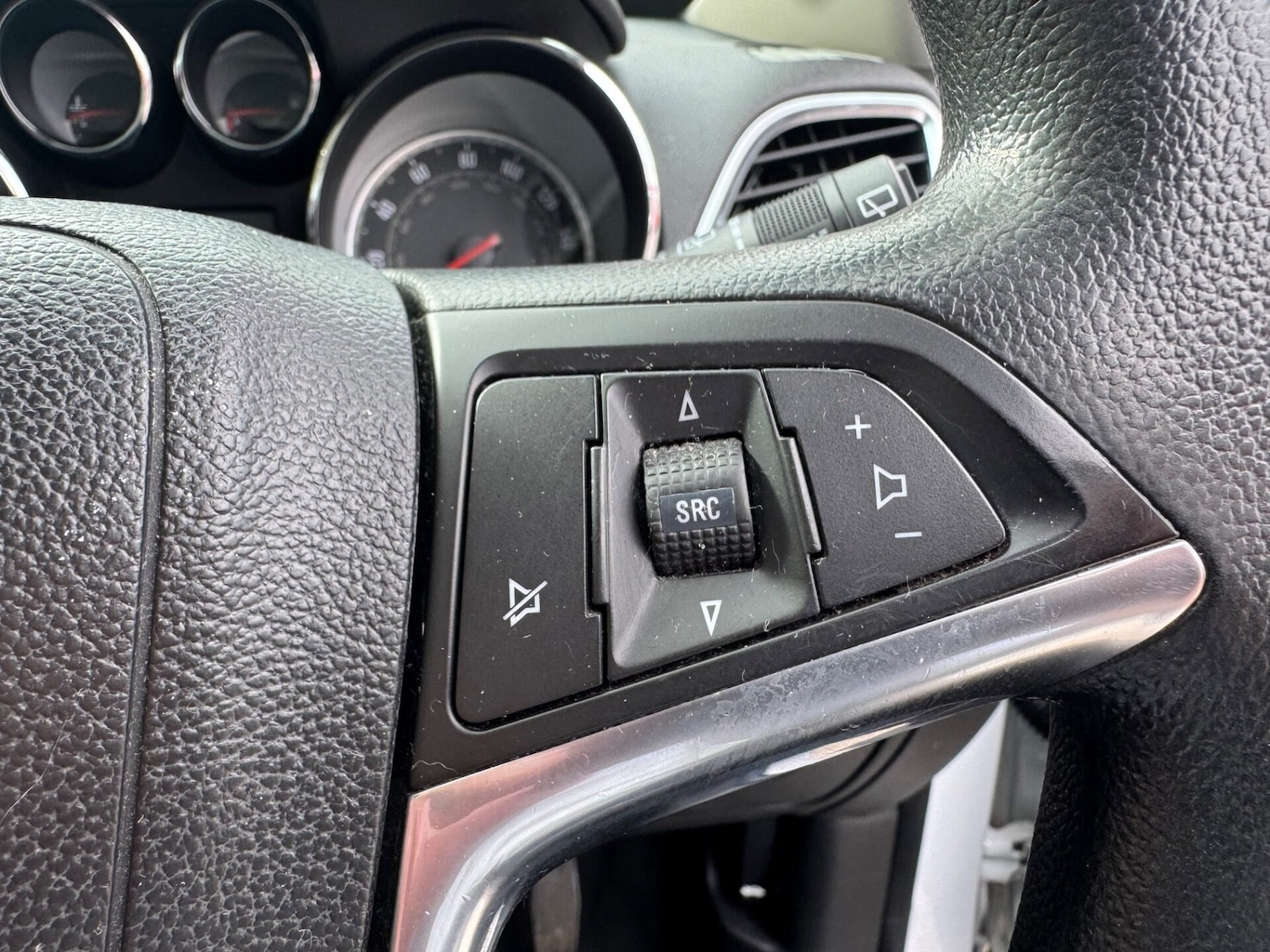 Used Vauxhall Mokka 2013 for sale - 76252512: Photo 14