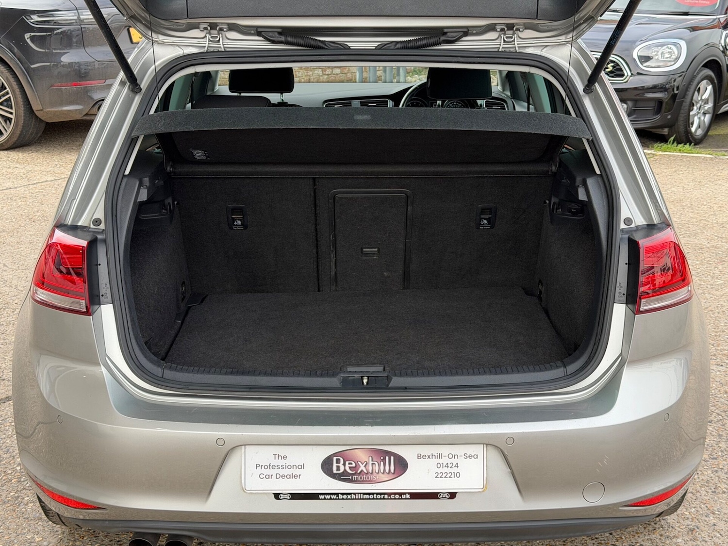 Used Volkswagen Golf 2014 for sale - 77651543: Photo 8