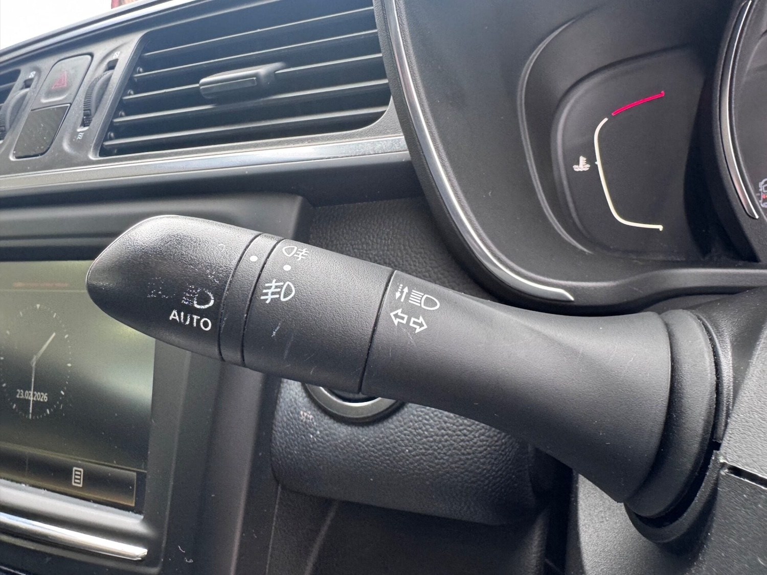 Used Renault Kadjar 2017 for sale - 77640267: Photo 15