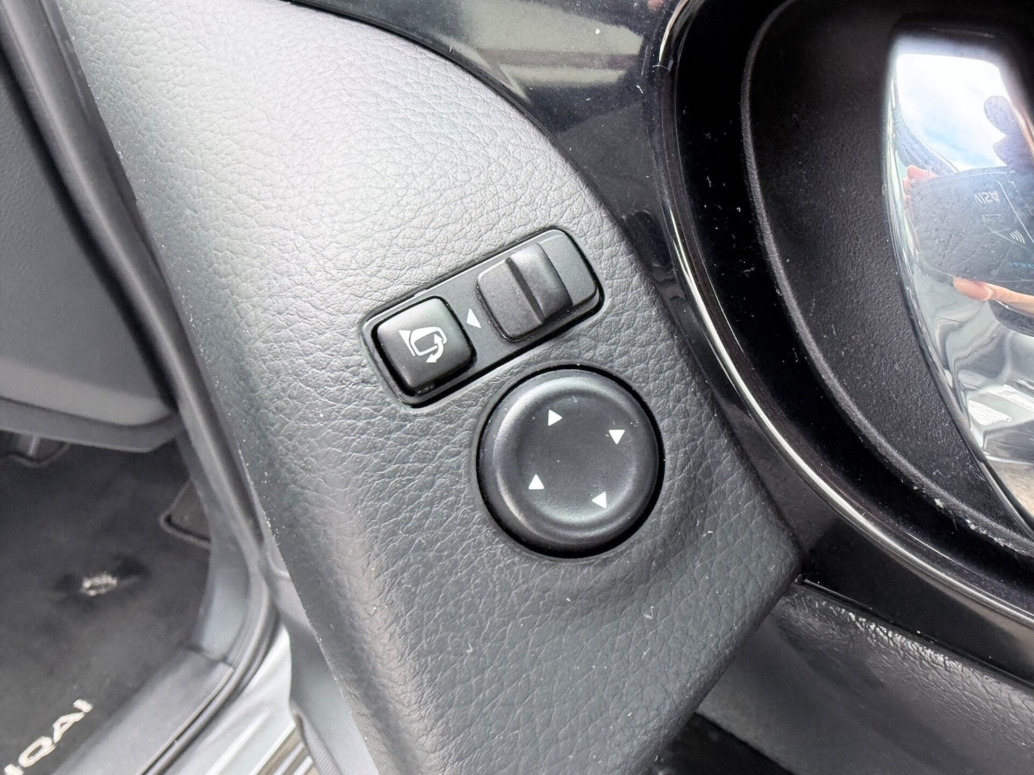 Used Nissan Qashqai 2014 for sale - 77026438: Photo 17