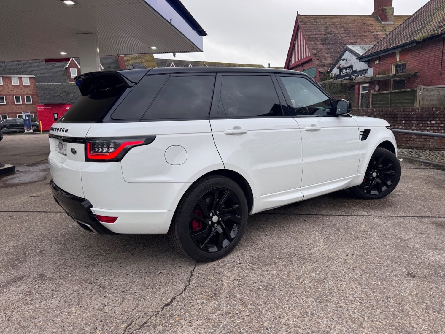 Used Land Rover Range Rover Sport 2019 for sale - 77640262: Photo 2
