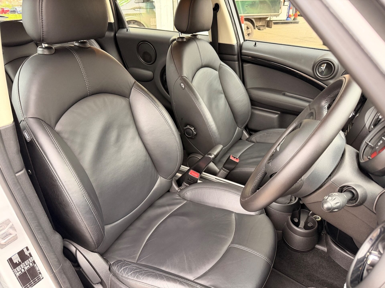 Used MINI Countryman 2015 for sale - 76922770: Photo 3