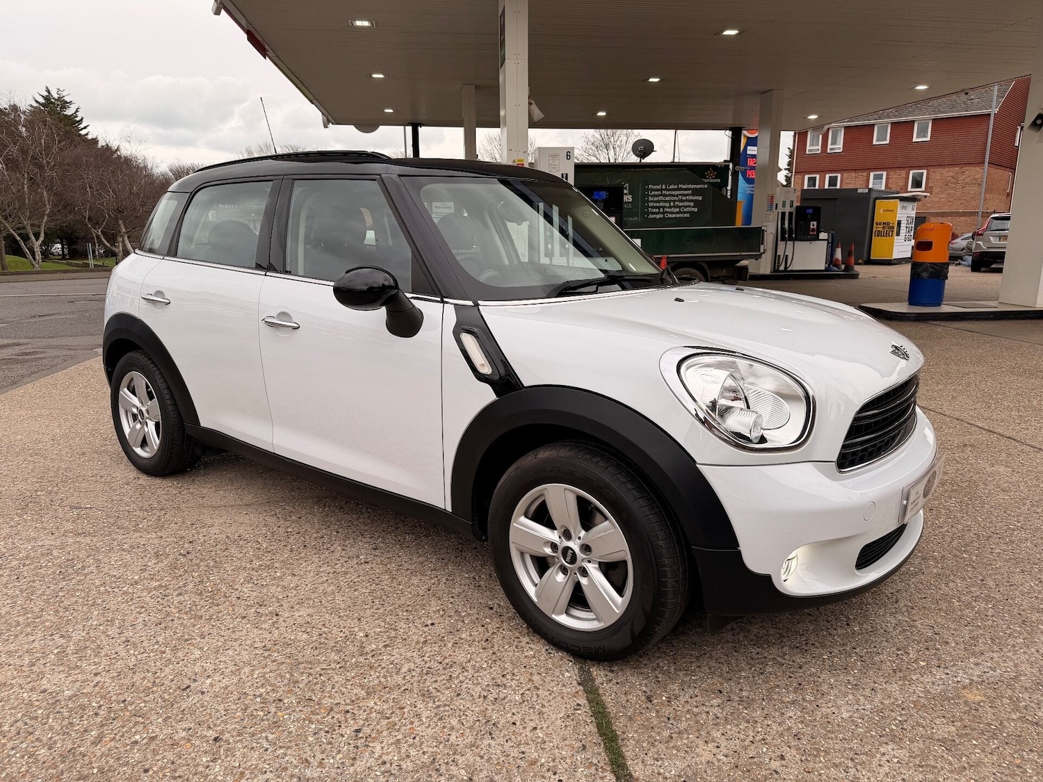 Used MINI Countryman 2015 for sale - 76922770: Photo 4